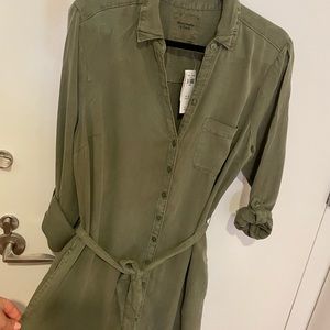 NWT Abercrombie & Fitch green shirt dress with pockets